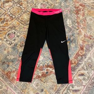 Nike Pro Capris